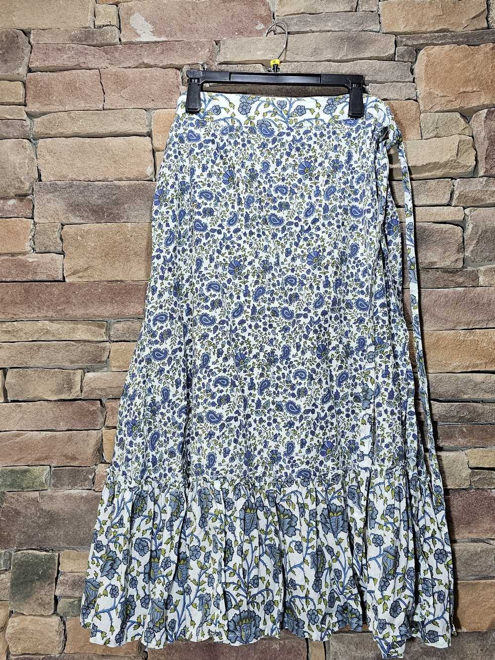 Sundance Blue Floral Blue Wrap Midi Skirt Size 12 - Picture 2 of 10